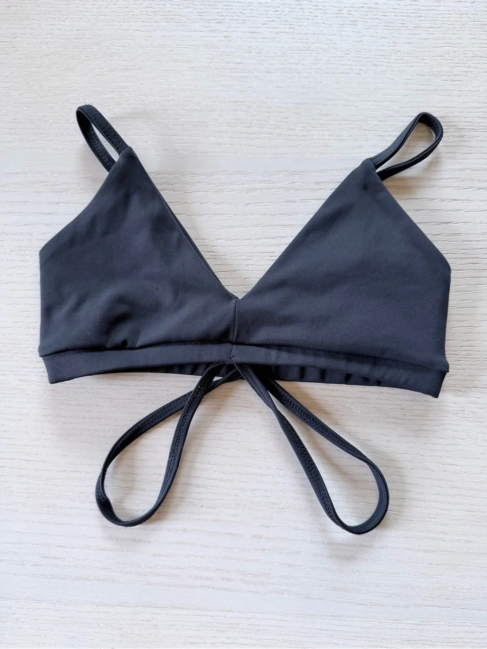 Five Dancewear The Moment Bra - Black - AXXS / CXL